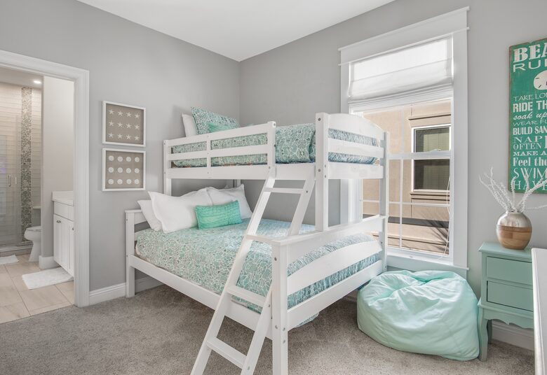 Twin over Full Bunk Bed