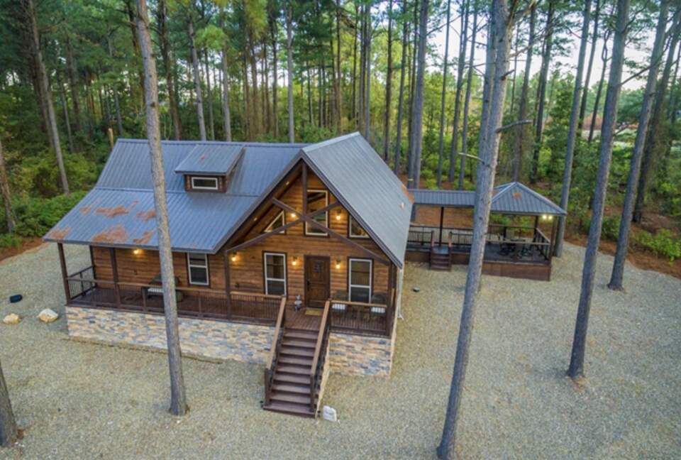 Home Exchange in Broken Bow, OK cozy cabin