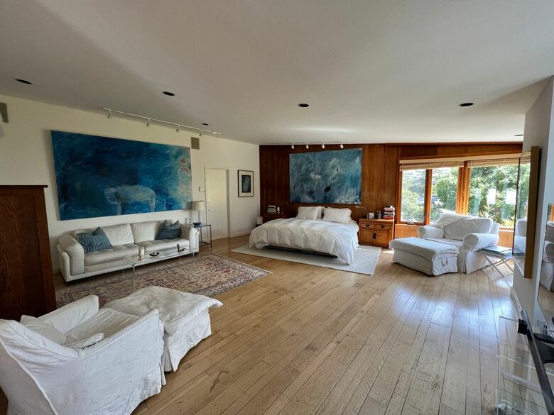 Home Exchange in Berkeley, CA master suite