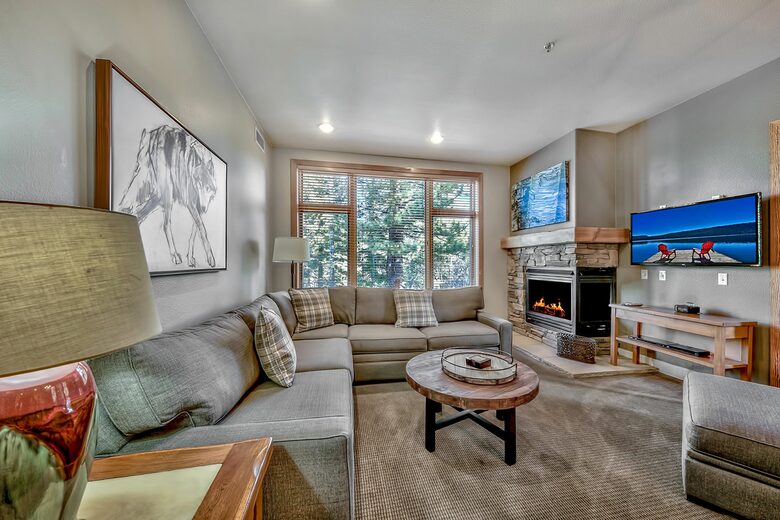 The Residence at Northstar (Tahoe 3 Bedroom Villa -Steps to Gondola) - Truckee, California
