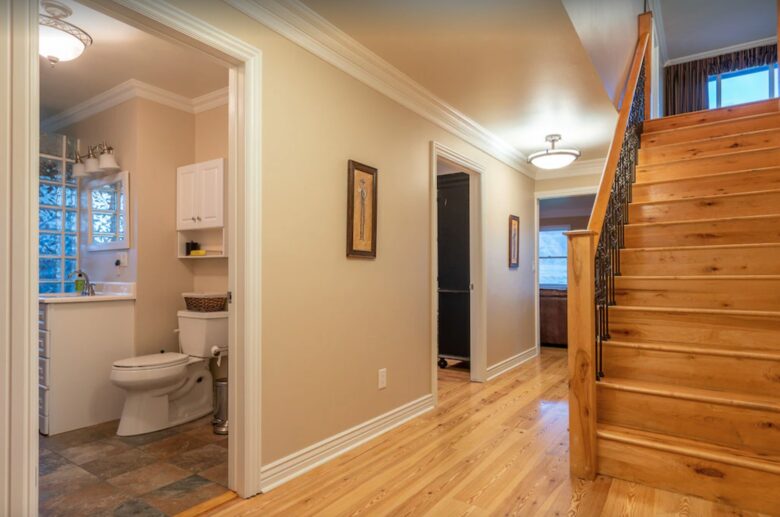 Entry way