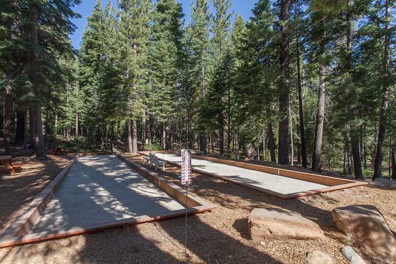 The Residence at Northstar (Tahoe 3 Bedroom Villa -Steps to Gondola) - Truckee, California