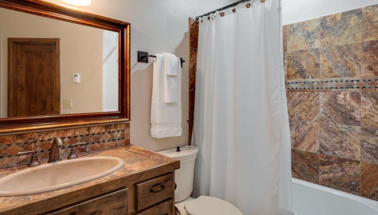 Ensuite bathroom