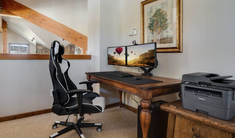 Loft office nook
