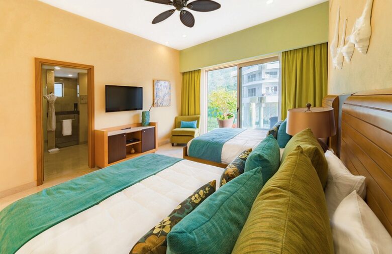 3rd Bedroom with views to the Mountains and its own terrace