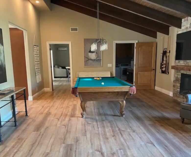 Billiard room