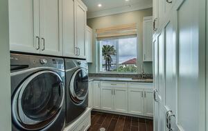 Turtle Cove | Palm Beach Waterfront Home - Lantana, Florida