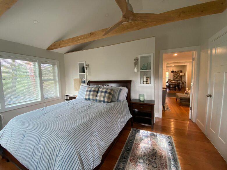 Farmhouse in the Berkshires - Hillsdale, New York