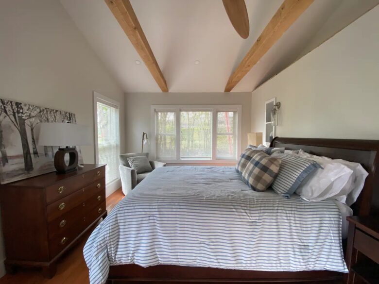 Farmhouse in the Berkshires - Hillsdale, New York