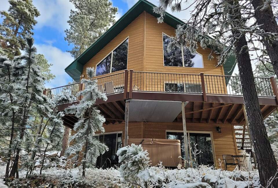 Home Exchange in Lead, SD winter views