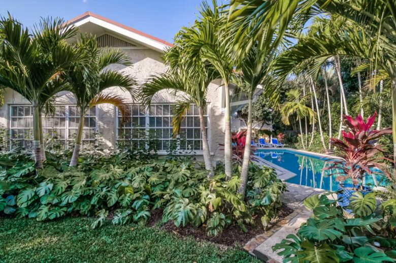 Private pool