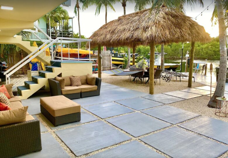 Patio tiki hut