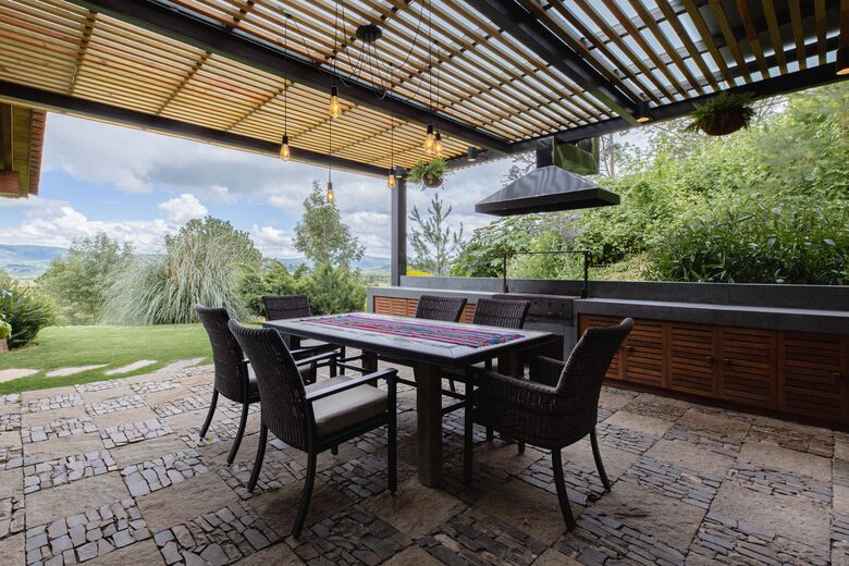 Home Exchange in Tonalá, Jalisco, Mexico outdoor kitchen and dining