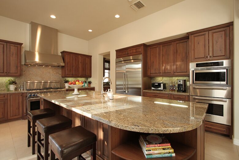 Gourmet kitchen