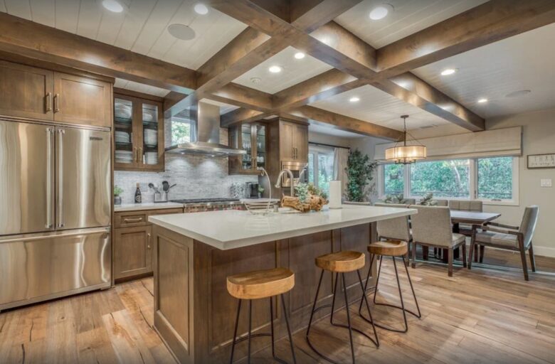 Chef's kitchen