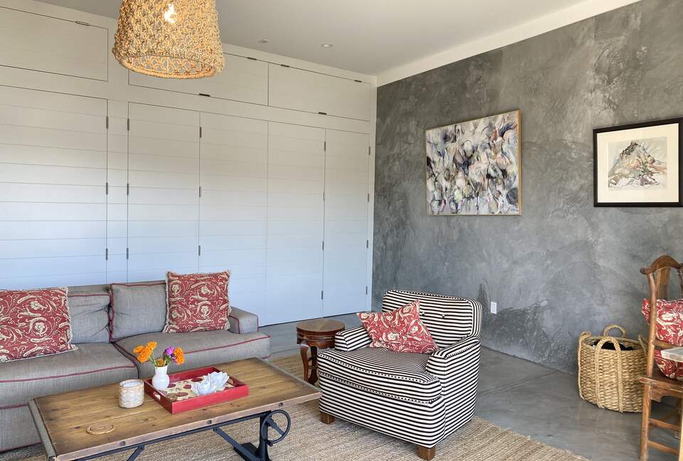 Waterfront Modern Studio - Tiburon, California