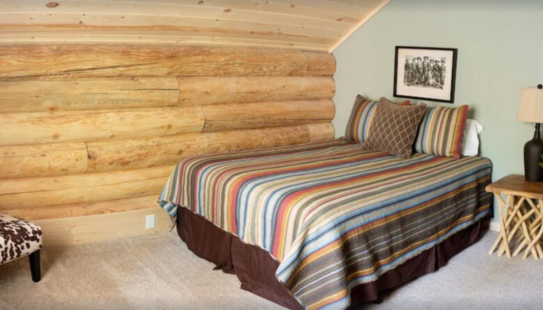 Upstairs queen room