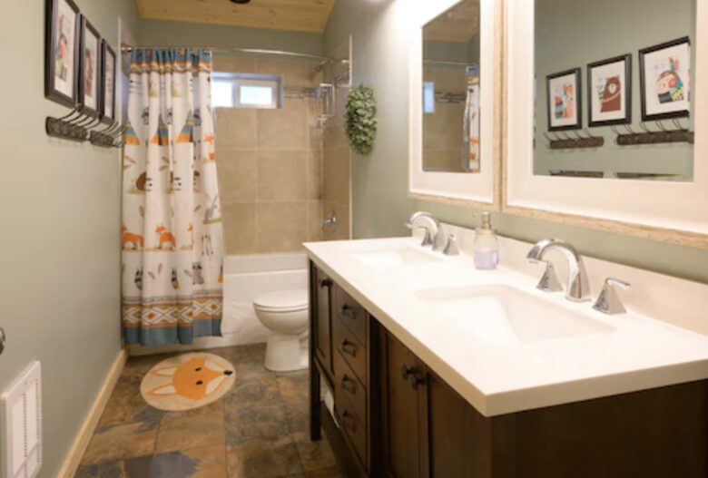 Upstairs bathroom