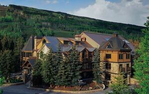 Three Bedroom Slopeside Gravity Haus Vail - Vail, Colorado
