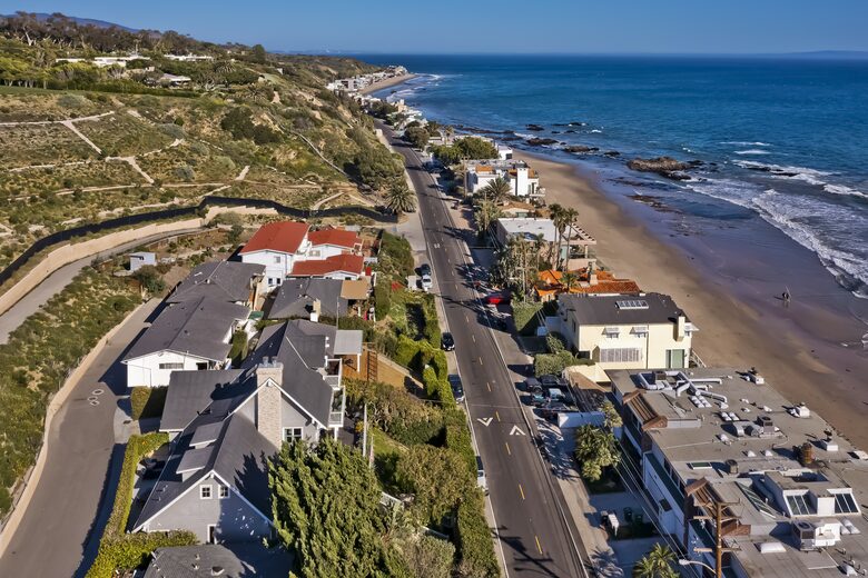 Malibu Manor (R) - Malibu, California