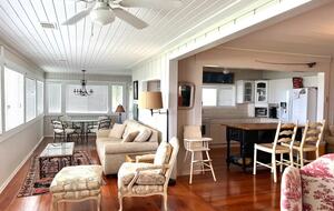 Waterfront Paradise in the heart of the Lowcountry - St Helena Isand, South Carolina
