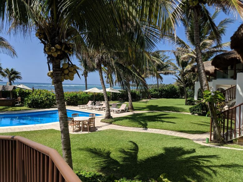 Las Villas Akumal - 2 Bedroom Oceanfront - Tulum, Mexico