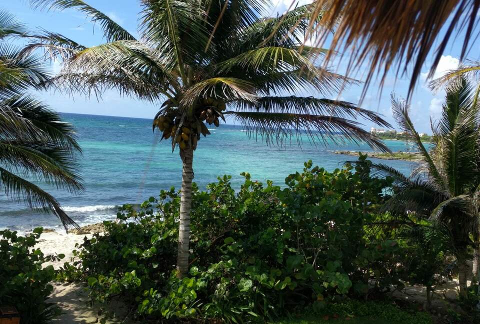 Las Villas Akumal - 2 Bedroom Oceanfront - Tulum, Mexico