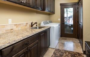 Caldera Springs Getaway - Bend, Oregon