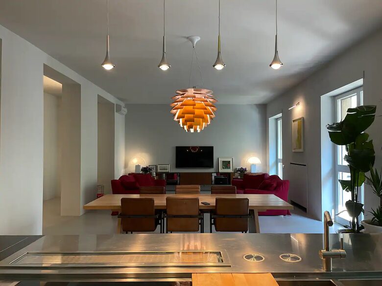 Luxurious apartment in Milan's design district - Milan, Italy