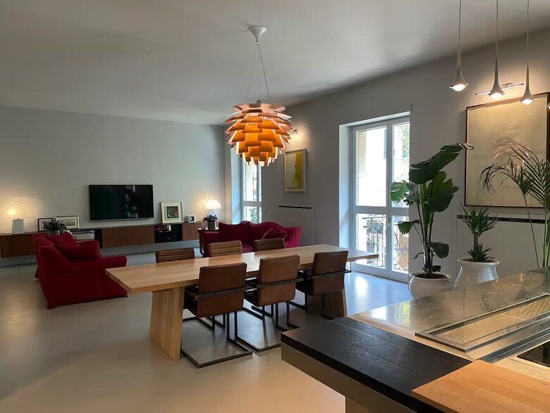 Luxurious apartment in Milan's design district - Milan, Italy