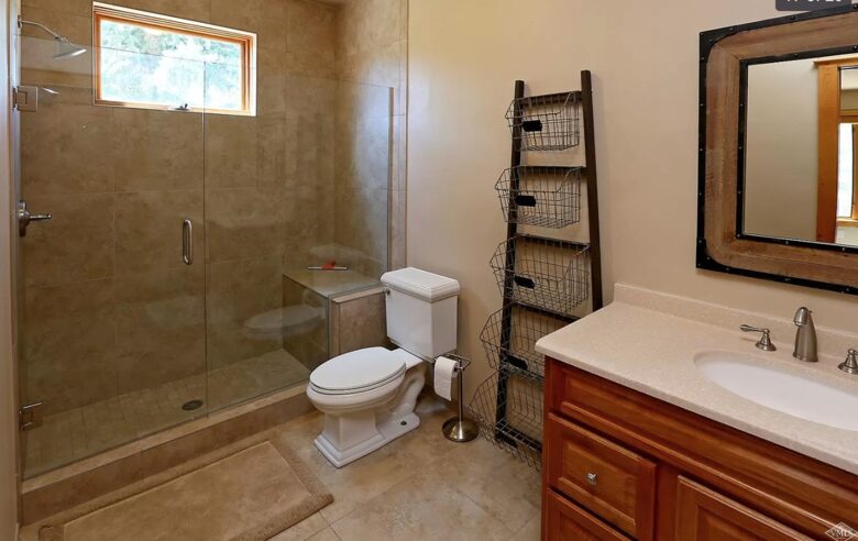Guest bathroom