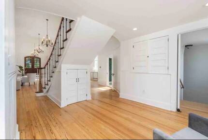 The Sanctuary in Historic Downtown Staunton | Three Bedroom - Staunton, Virginia