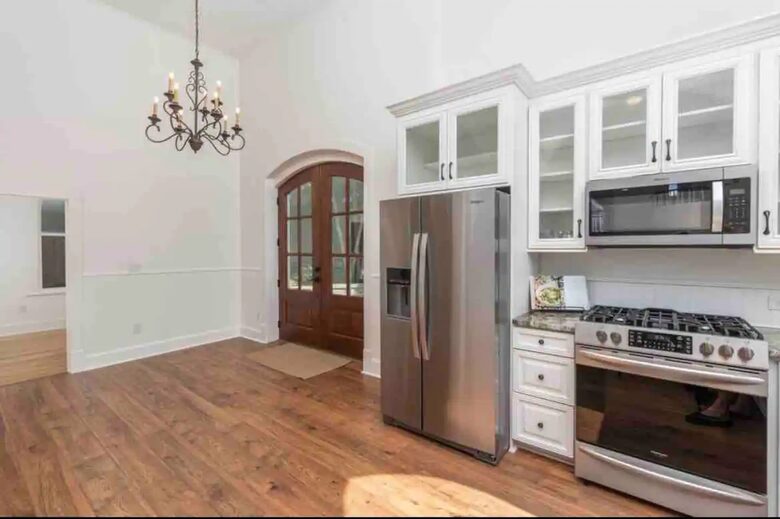 The Sanctuary in Historic Downtown Staunton | Three Bedroom - Staunton, Virginia