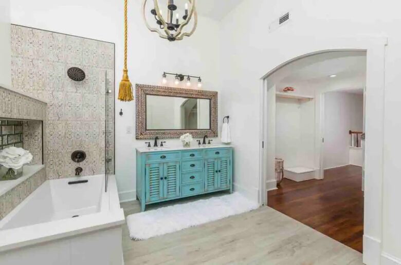 The Sanctuary in Historic Downtown Staunton | Three Bedroom - Staunton, Virginia