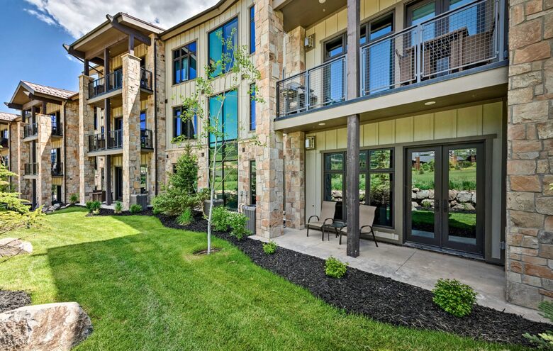 Luxe Park City Condo - Walk To Ski Lift! - Park City, Utah