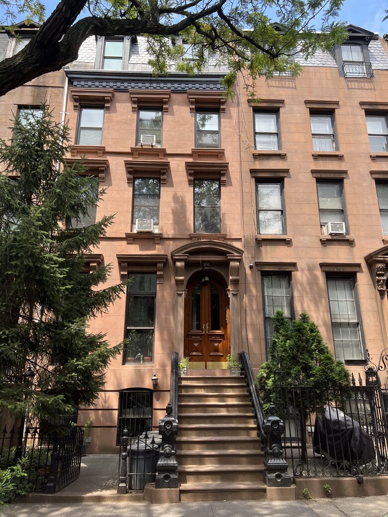 Historic Brooklyn Brownstone Garden Apartment - New York City, New York