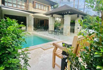 Aqua Beach Front Villa - Port Douglas, Australia