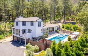 Napa Valley Retreat - Calistoga, California