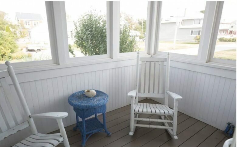 Charming Cottage at Higgins Beach - Scarborough, Maine