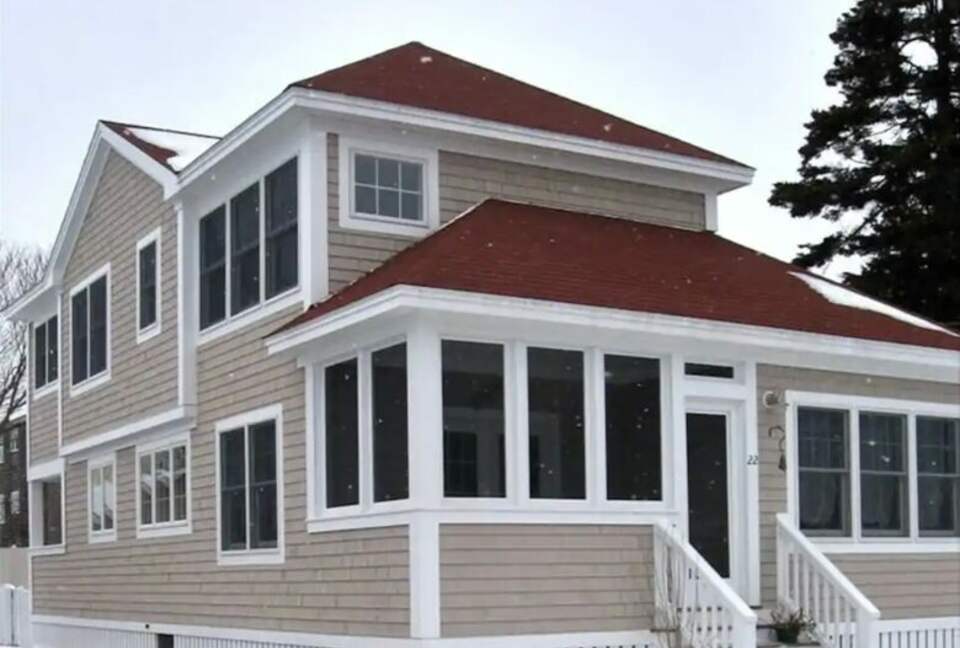 Charming Cottage at Higgins Beach - Scarborough, Maine