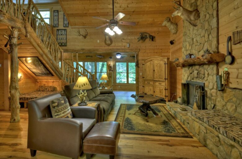 "A River Runs Through It" Chic Georgia Cabin - Cherry Log, Georgia