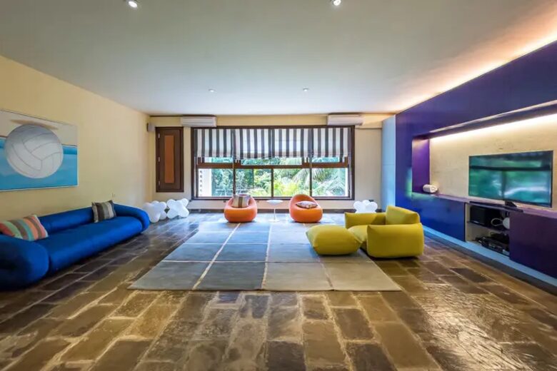 Cocokinondo | Modern Galu Beach Retreat - Diani Beach, Kenya
