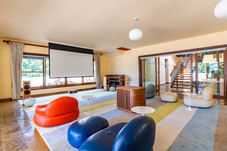 Cocokinondo | Modern Galu Beach Retreat - Diani Beach, Kenya