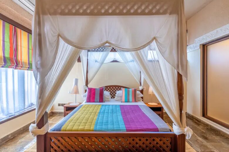 Cocokinondo | Modern Galu Beach Retreat - Diani Beach, Kenya