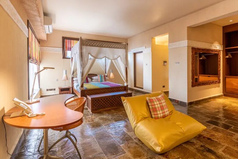 Cocokinondo | Modern Galu Beach Retreat - Diani Beach, Kenya