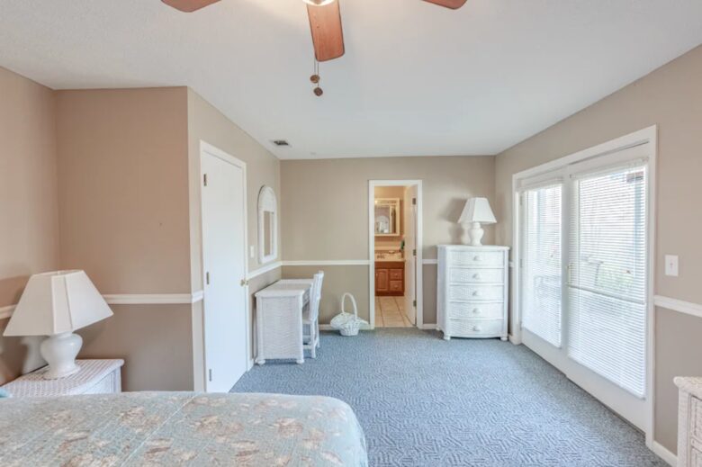 Cozy Panama City Escape - Walk To The Beach! - Panama City Beach, Florida