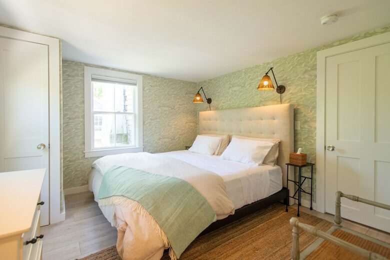 Charming Nantucket House and Cottage - Walk To Town! - Nantucket, Massachusetts