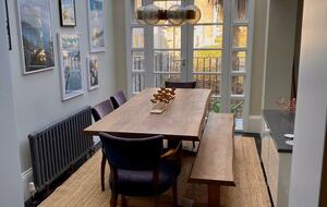 KITCHEN DINING AREA