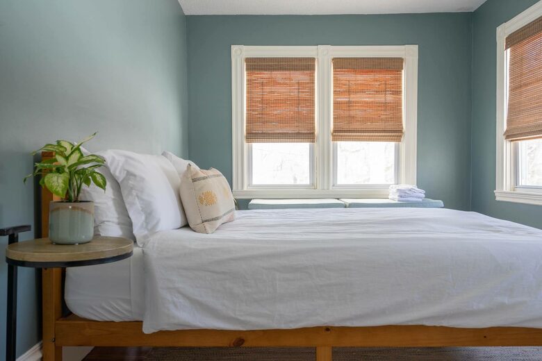 Modern Farmhouse near Newport - Portsmouth, Rhode Island