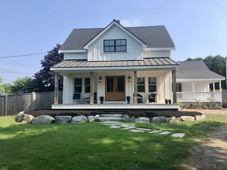 Modern Farmhouse near Newport - Portsmouth, Rhode Island